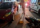 Motociclista sufrió lesiones tras chocar contra un automóvil estacionado.