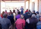 Campo Sol de Mayo: reunión informativa con productores de la región