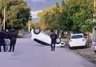 Chamical: chocó un auto estacionado y termino volcando