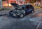 A primera hora de este domingo se incendió un automóvil