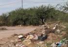 Chepes: Vecinos denuncian a un comerciante por arrojar basura en un baldío