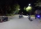 Un accidente entre motocicletas ocurrido durante la madrugada en Chepes dejó a tres jóvenes involucradas.