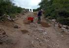 Mantenimiento de caminos vecinales en todo el departamento