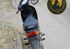 Robaron una motocicleta mientras su propietario dejaba a su hijo en una práctica deportiva y la recuperaron a las pocas cuadras