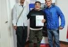 ¡Felicidad plena en Chepes! Un vecino del barrio Hospital recibió un cheque de $3.700.000 y dos motos Guerrero 125