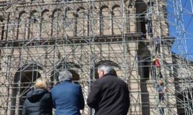 Comienzan obras de refacción, limpieza e iluminación en la iglesia Catedral.