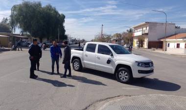 Chepes: Siniestro vial entre camioneta y un rodado menor.