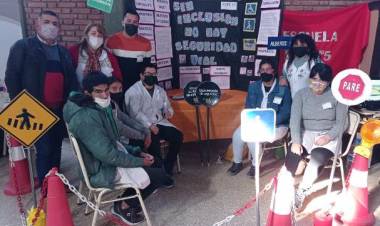 Chepes: Con 17 trabajos se realizó la Feria de Innovación Educativa en la Escuela Normal.