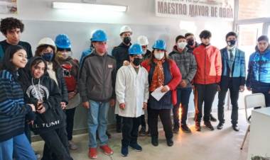 Proyecto Inter Institucional en la EPET Nº1 denominado “Todos somos piezas de un mismo rompecabezas”.