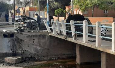 Capital: Tremendo accidente entre dos automóviles en Río Tajamar.
