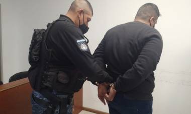 Condenaron a 10 años de prisión a un docente por abuso sexual.