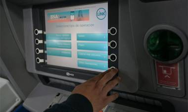 San Luis instalará cajeros automáticos en localidades del interior que no tenían servicios bancarios.