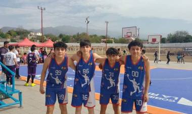 Juegos Nacionales Evita: Triunfos para chepes en U-14 masculino y femenino en el primer partido de básquet 3x3.