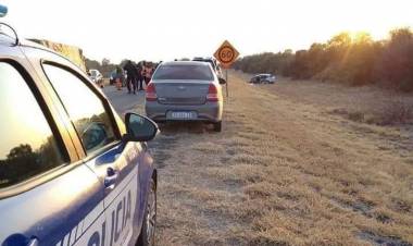 Choque en Cruz del Eje donde murió un riojano: “El conductor del otro auto está muy grave”.
