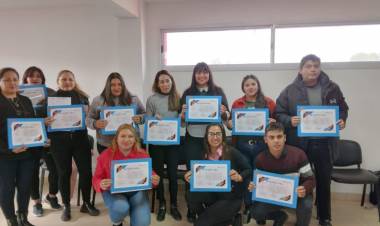 Chepes: Entrega de reconocimientos del Programa Nacional de Municipios y Comunidades Saludables.