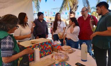 Fuerza Emprendedora: Exito en la feria de emprendedores.