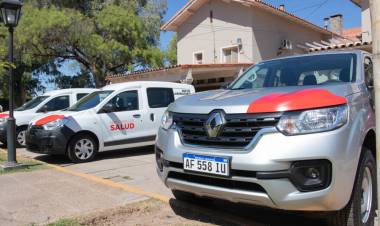 Capìtal: Con la entrega de vehículos y equipamiento, el Gobierno Provincial continúa fortaleciendo el sistema sanitario provincial.
