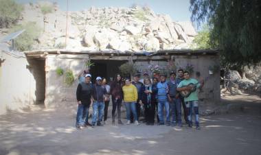 Dpto. Rosario Vera Peñaloza: Puesta en marcha de motobomba en paraje Las Catitas.