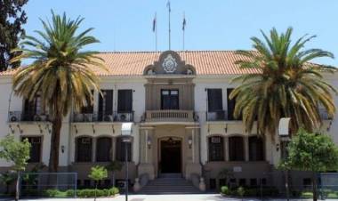 Hay 2.000 empleados estatales en condiciones de jubilarse.