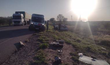 Chepes: Impactante vuelco por ruta nacional 141.