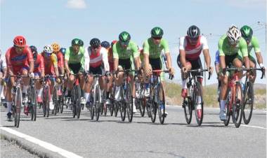Pedro González se quedó con la primera alegría de la Doble Chepes.
