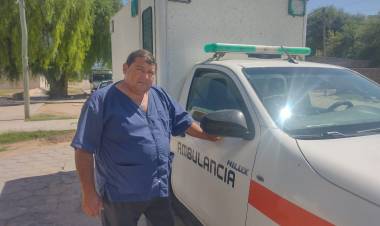 Trabajadores del hospital de Chepes reclaman por una deuda salarial.