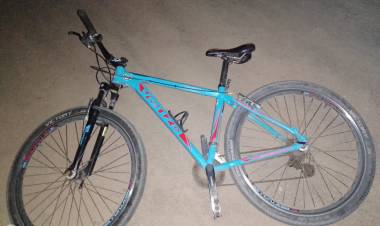 Chepes: Atraparon a un hombre que se había robado una bicicleta.