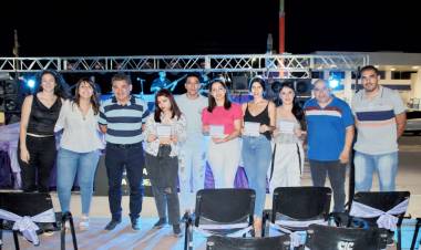 Día Internacional de la Mujer: Municipio homenajea y agasaja a mujeres del departamento.