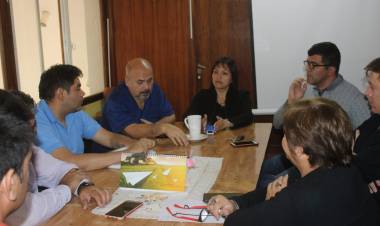 Dengue: Autoridades municipales se reunieron con representantes de salud.