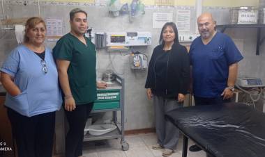 Chepes: Entrega de aparatología en el hospital local.