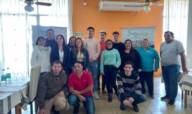 Turismo: Capacitación de gestión y calidad para prestadores turísticos.