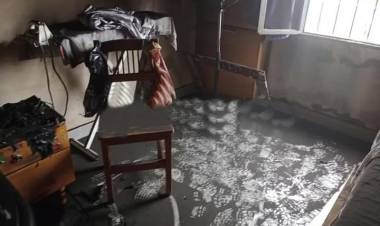 Chepes: Por falla de un artefacto eléctrico provocó un incendio en una vivienda.