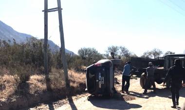 Chepes: Vuelco de vehículo entre Chepes Viejo y Villa Casana. 