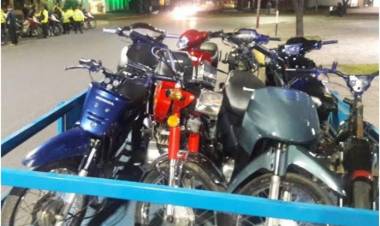 Chepes: motos retenidas por falta de luces y documentación