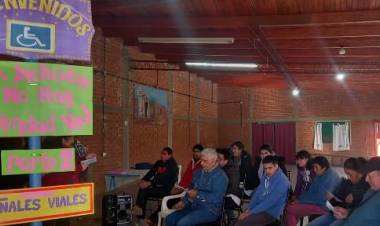 Proyecto “Sin Inclusión, no hay Seguridad Vial” - Trabajo mancomunado entre alumnos de Escuela Especial Nº 5 y abuelos