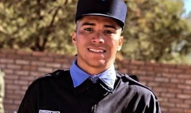 Chepes: joven policía encontró un celular y lo devolvió a su dueña