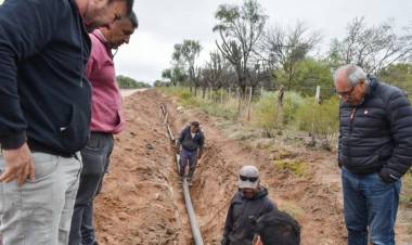 Ejecutan un importante operativo de obras hídricas en Los Llanos