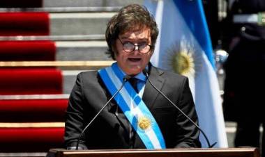 El único camino es el ajuste y caerá sobre el estado: es el último mal trago para la reconstrucción