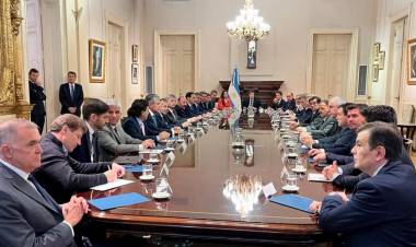 Milei pidió apoyo a los gobernadores para su plan económico