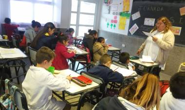 Por DNU Nación dispuso enviar fondos a provincias para educación