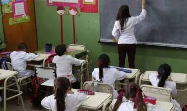 Escuelas públicas: en la provincia 6 de cada 10 docentes son suplentes