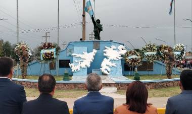 "Malvinas es un presente que nos interpela para continuar defendiendo nuestro territorio"