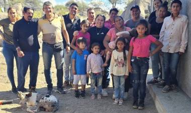 El Águila: entrega de vivienda del programa “Reconstruir”