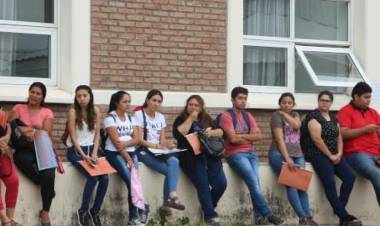 UNLaR: para ahorrar energía, cambian los horarios de clases presenciales