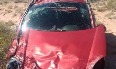 Tama: Una familia de Tucumán sufrió un vuelco en Ruta Provincial 27