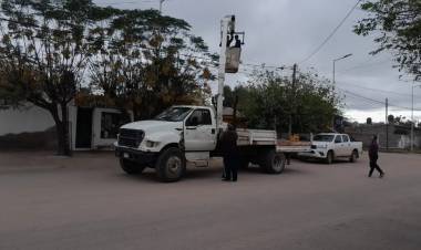 Alumbrado Público: recambio de luminarias y mantenimiento de sistema lumínico