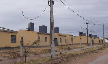 Las obras de viviendas de Chepes están paralizadas desde diciembre