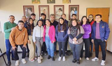 Chepes: Visita de alumnos de 5° año de la escuela de El Cadillo