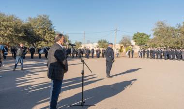 Más de 300 cadetes del ISFISP juraron fidelidad a la bandera nacional
