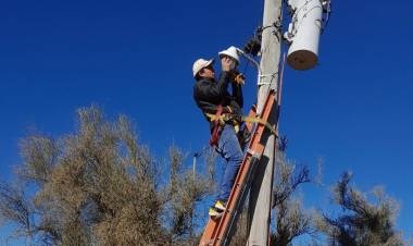 Interior Departamental: continúan los trabajos de recambio y mantenimiento de alumbrado público